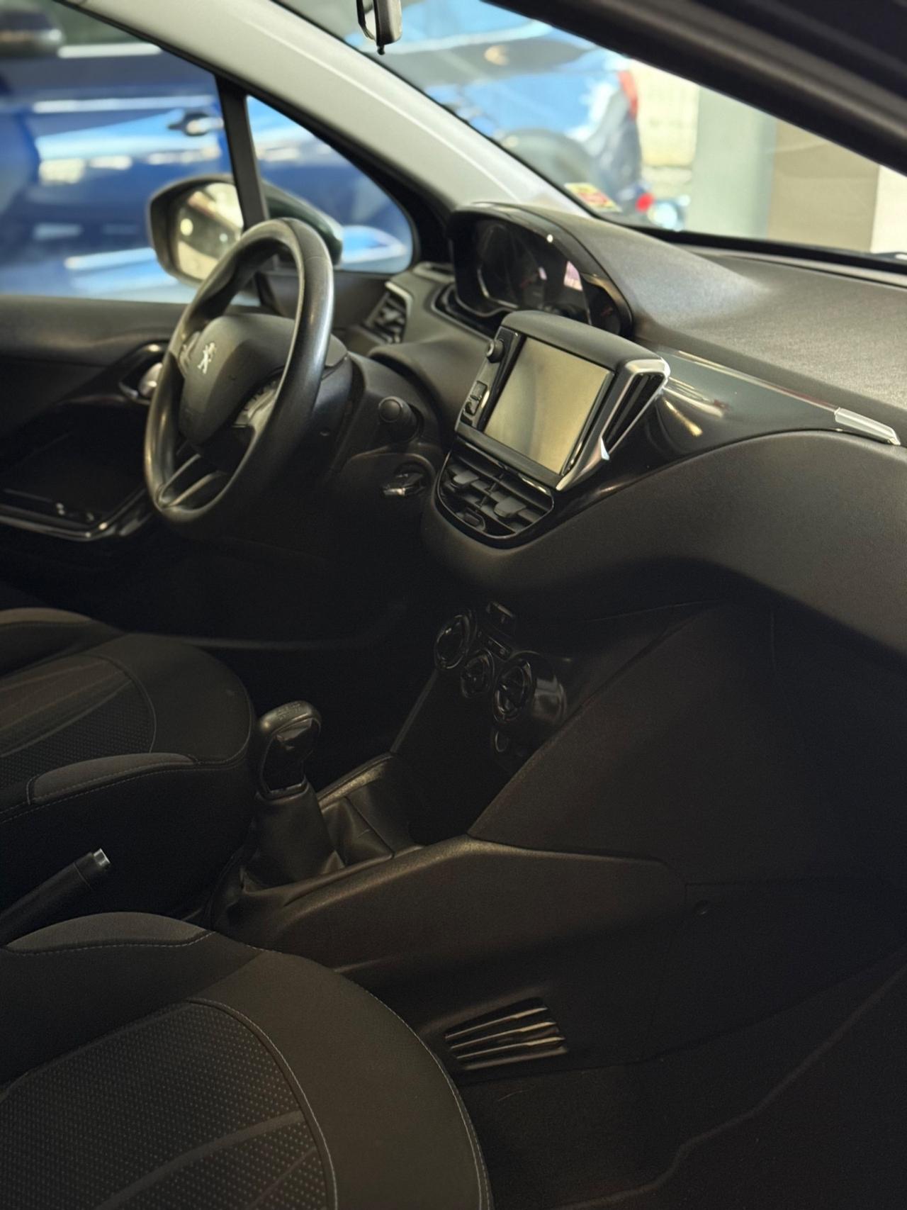 Peugeot 208 1.2 VTi 82 CV 5 porte Allure