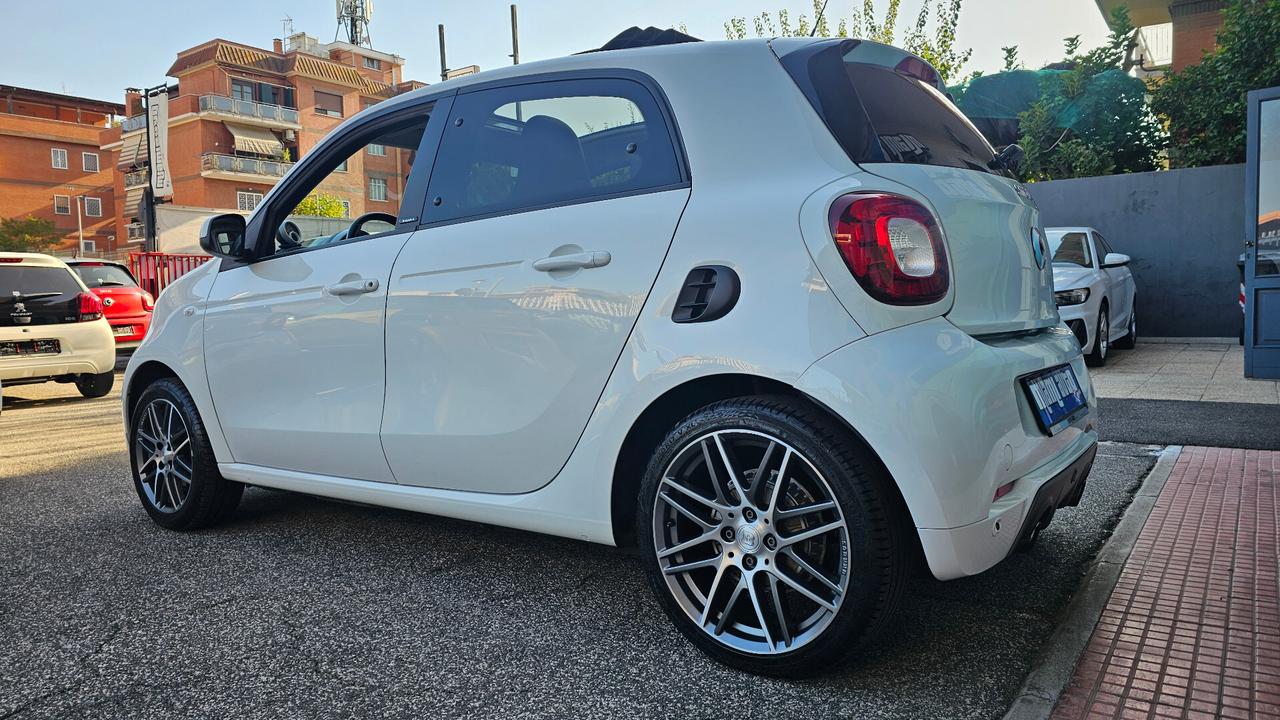 Smart ForFour BRABUS XCLUSIVE CABRIO 109cv UNIPRO' FULL WHITE FULL OPT