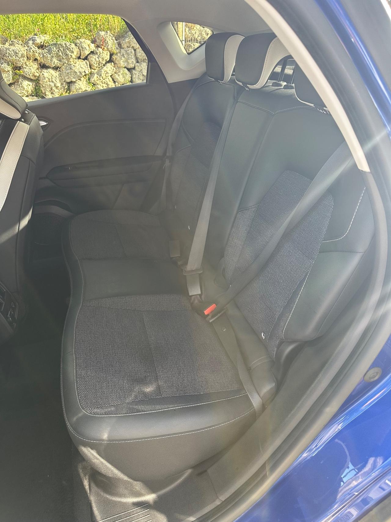 Renault Captur Full Hybrid 1.6 E-Tech 145 CV Techno