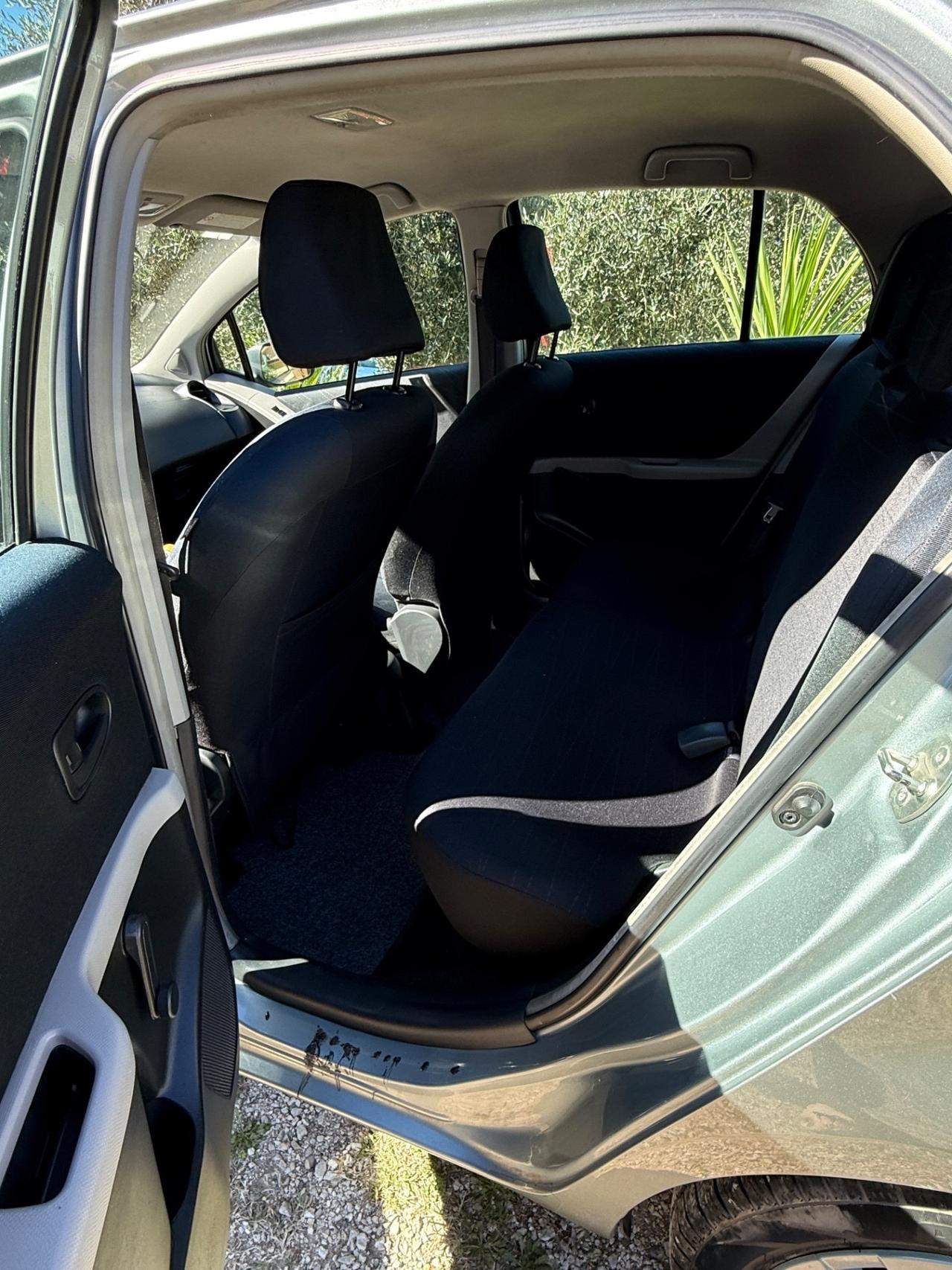 Toyota Yaris 1.0 5 porte Sol