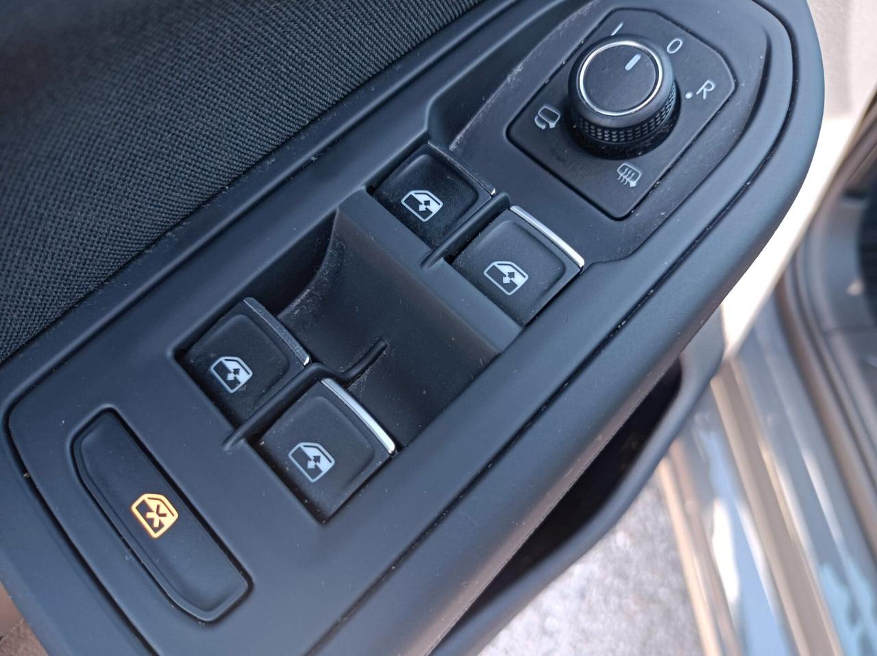 Volkswagen Golf 1.5 TGI Style