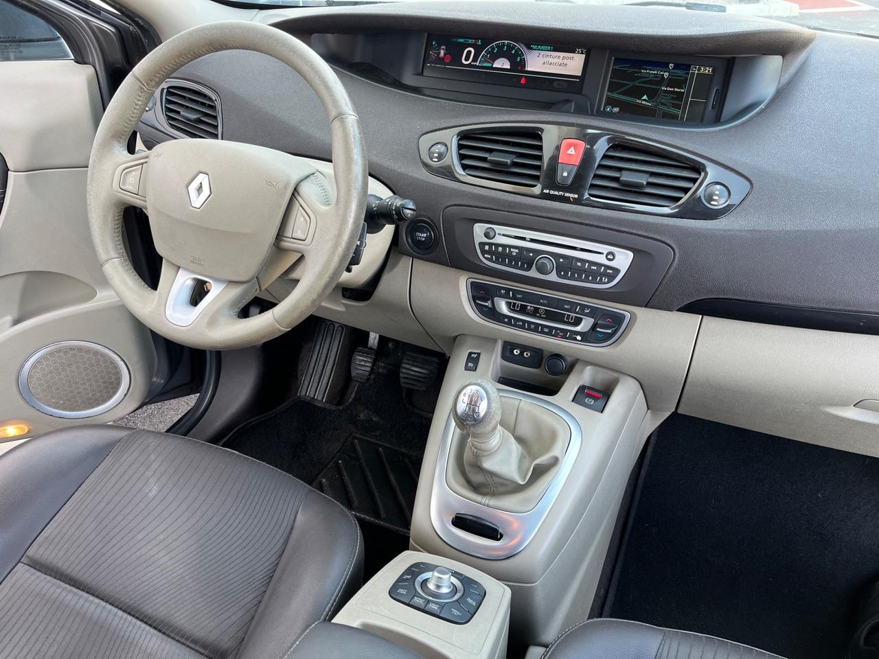 Renault Scenic Scénic X-Mod 1.9 dCi 130CV Luxe