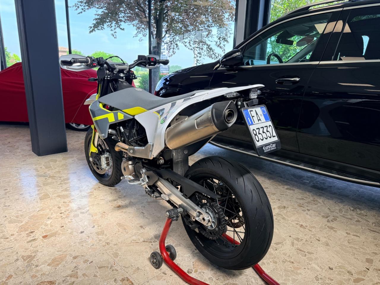 Husqvarna 701 Supermoto 75CV 09/2022