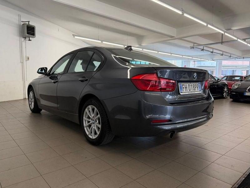 BMW Serie 3 318d Business Adv. Aut.