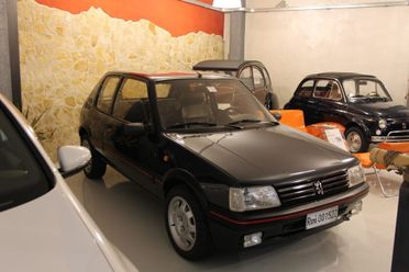 PEUGEOT 205 1.9 3 porte GTI