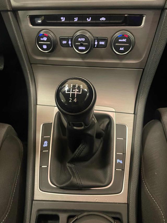 VOLKSWAGEN Golf 1.6 TDI 110 CV 5p. R LINE*XENO/NAVI/PDC*