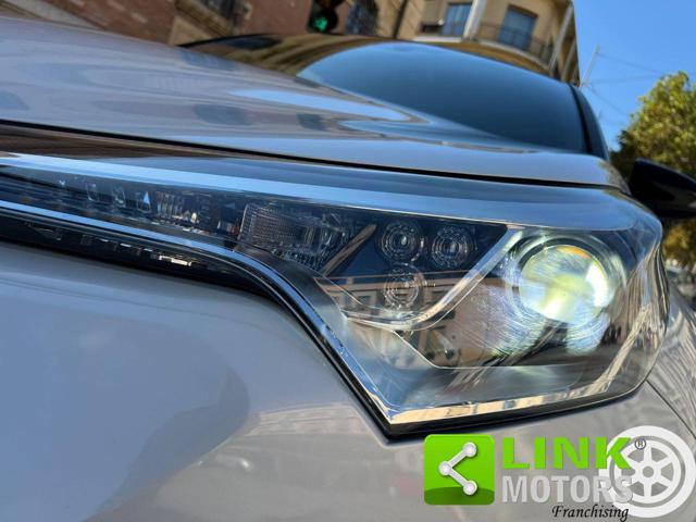 TOYOTA C-HR 1.8 Hybrid E-CVT Trend