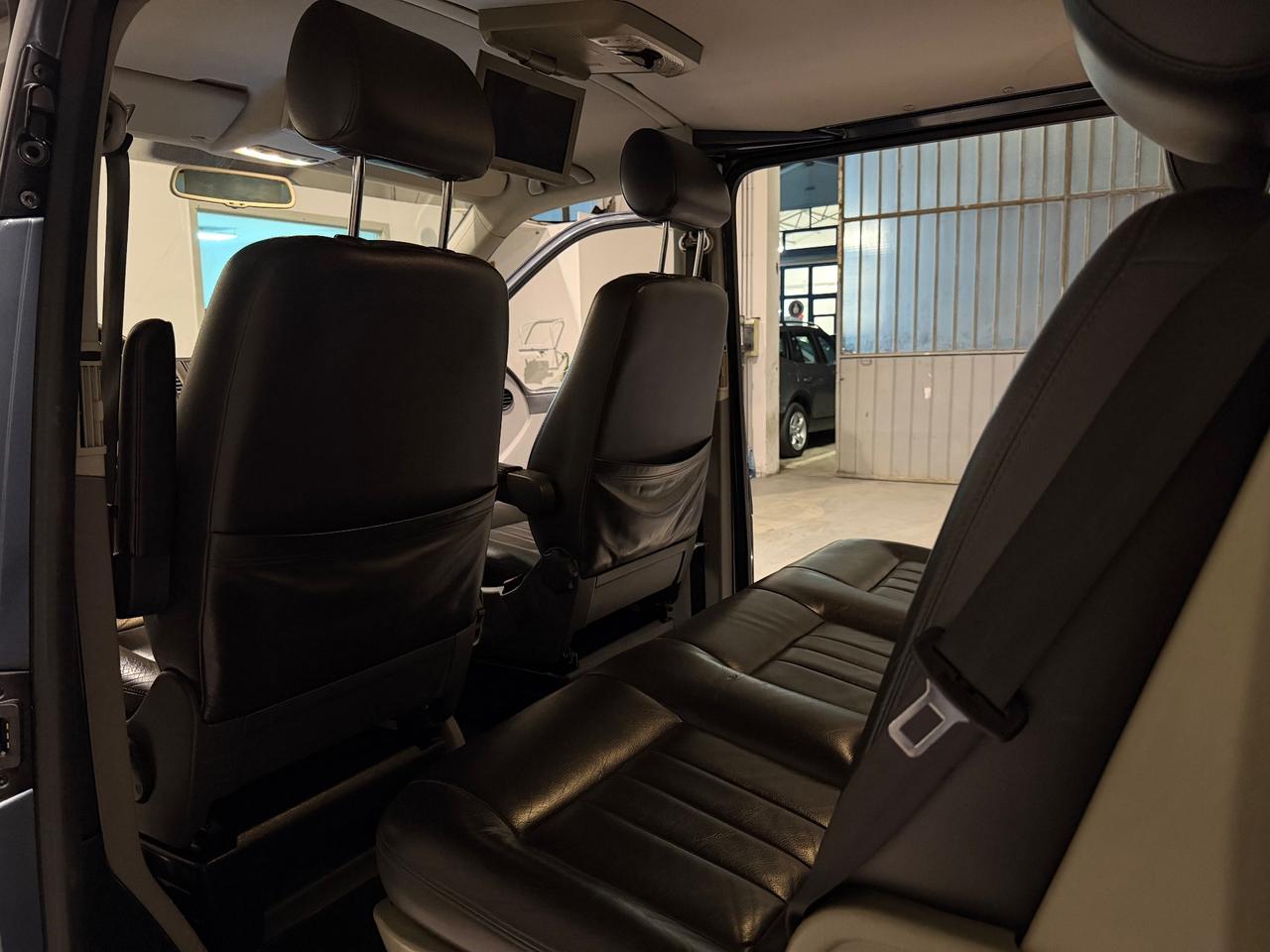 Volkswagen Transporter T-EDITION FULL 2.5 TDI 180CV DSG 2010