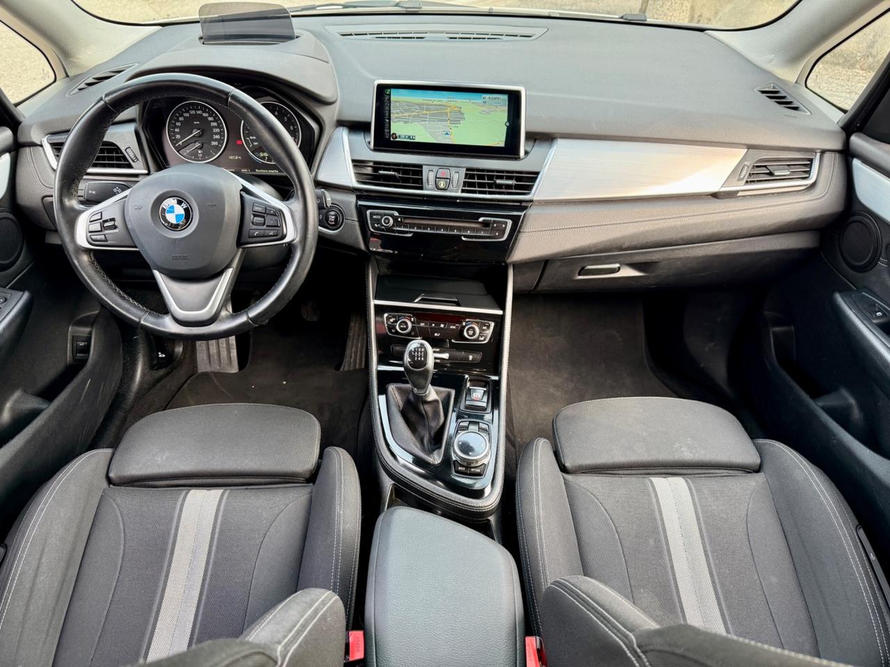 BMW 218i Active Tourer 136Cv OK NEOPATENTATI