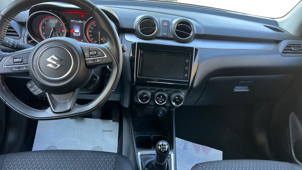 Suzuki Swift 1.2 Hybrid Top