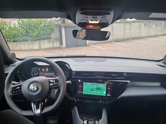 ALFA ROMEO Junior 1200 HYBRID 145CV AUT