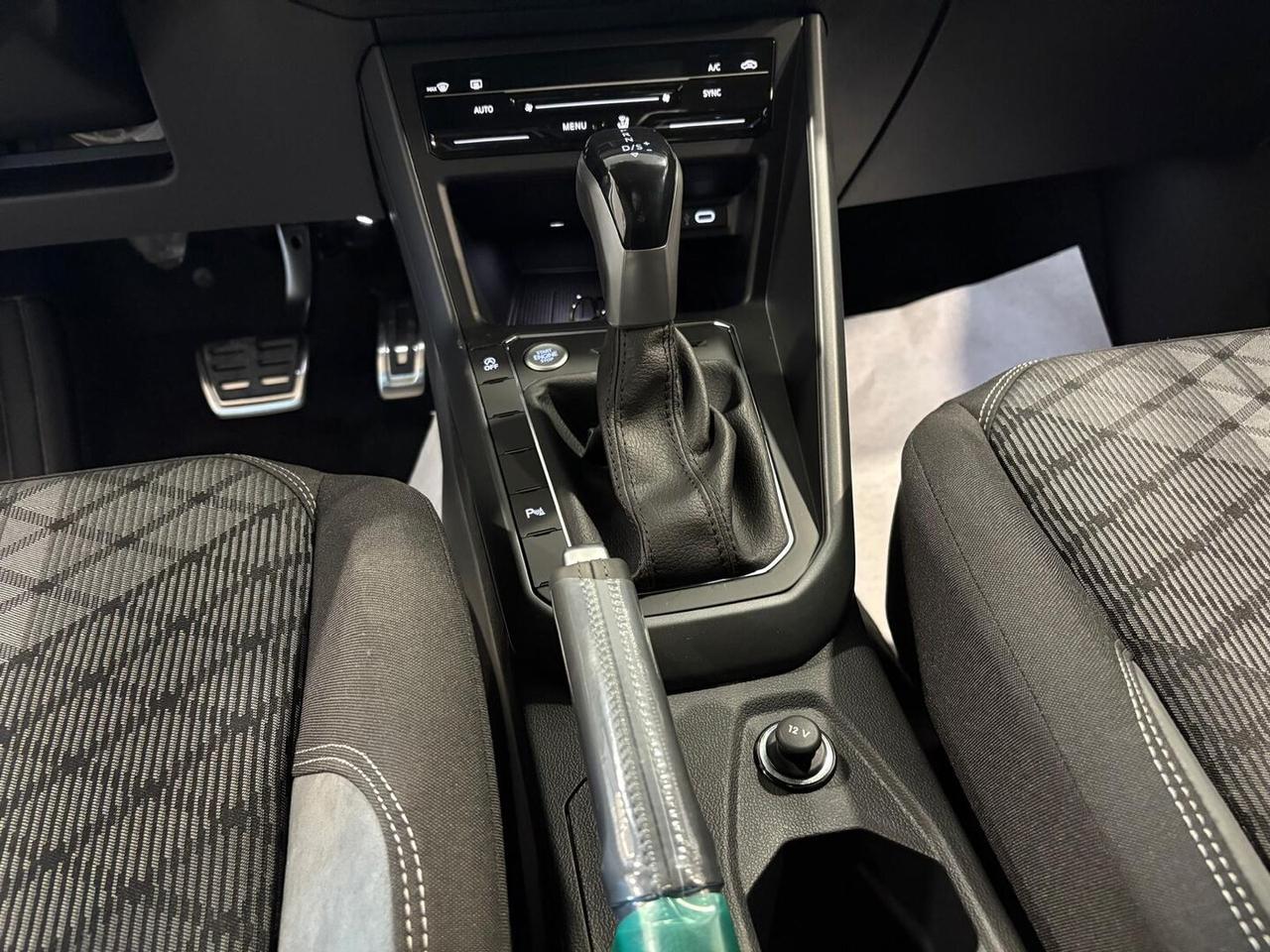 Volkswagen Taigo 1.0 tsi R-Line 115cv