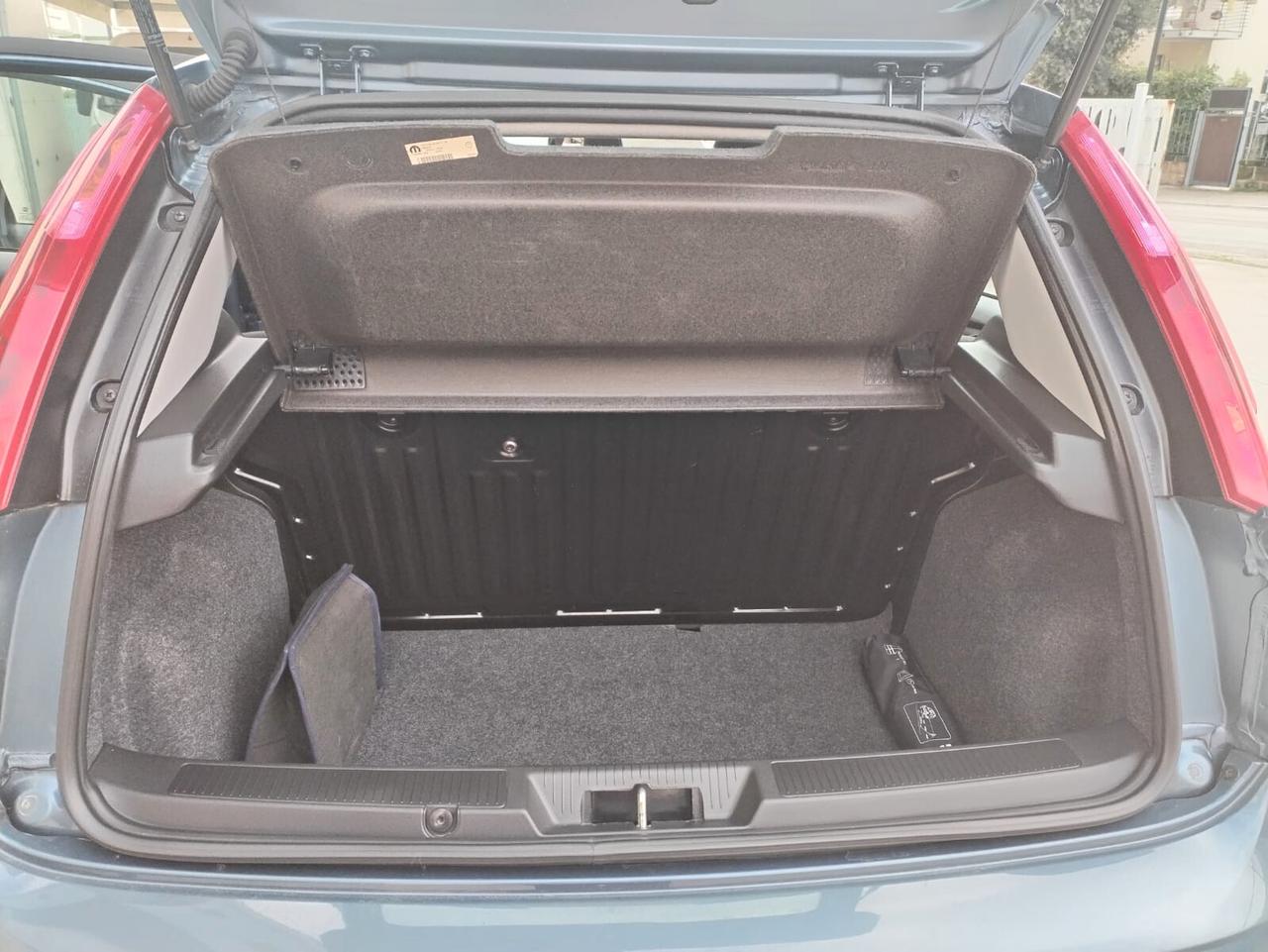 Fiat Punto 1.4 8V 5 porte Easypower Street