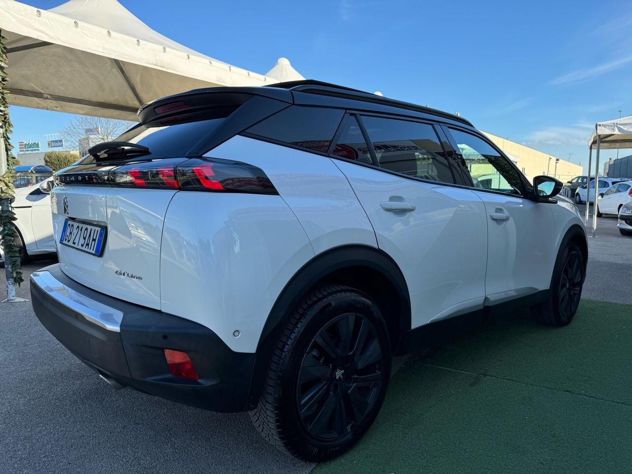 Peugeot 2008 1.5 HDI 130 EAT8 Navi Pack Tetto introvabile