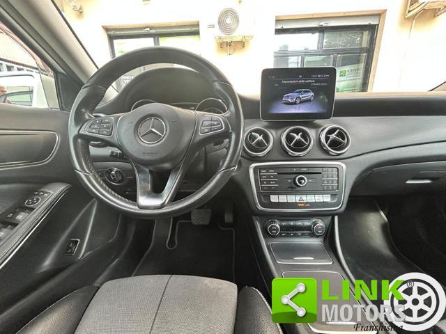 MERCEDES-BENZ GLA 180 PREMIUM AUTOMATICA