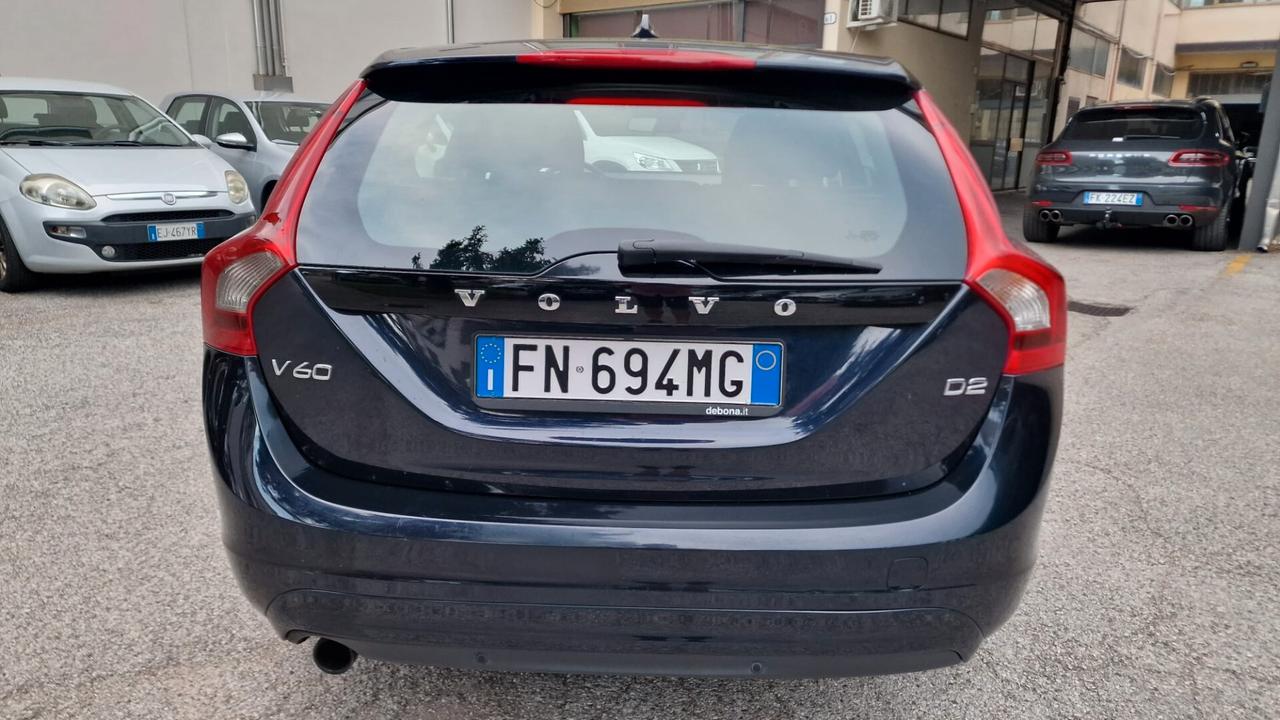 Volvo V60 D2 Geartronic Edition x Neopatentati