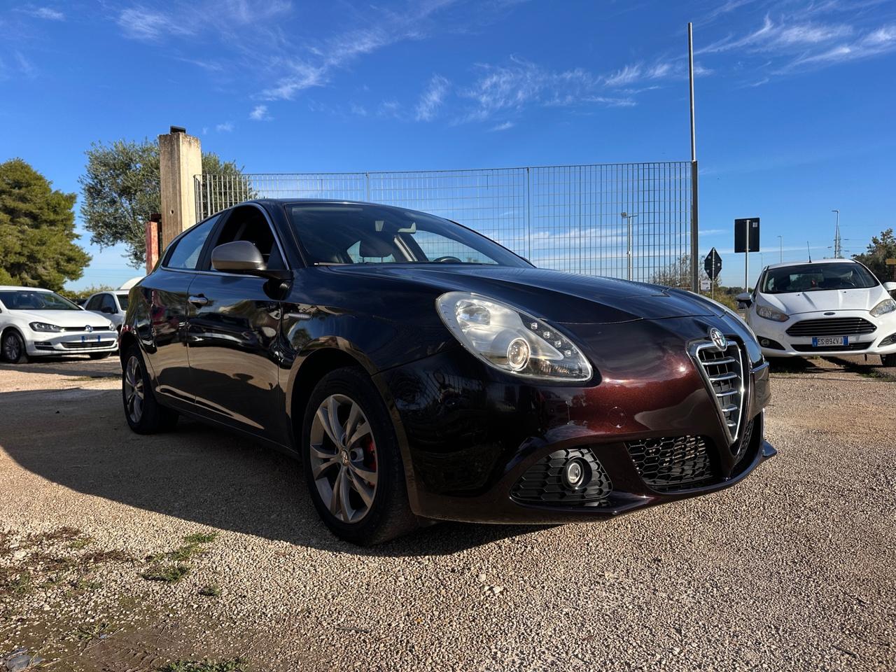 Alfa Romeo Giulietta 1.6 JTDm-2 105 CV Distinctive-2013