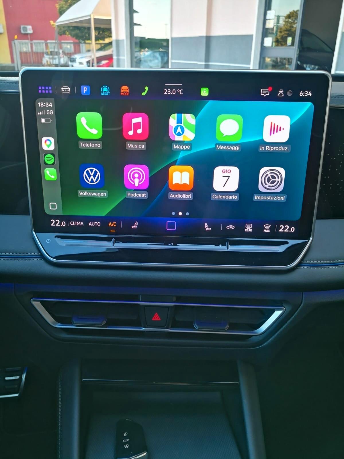 Volkswagen Tiguan 2.0 TDI 150 CV DSG R-Line ***GARANZIA VW***