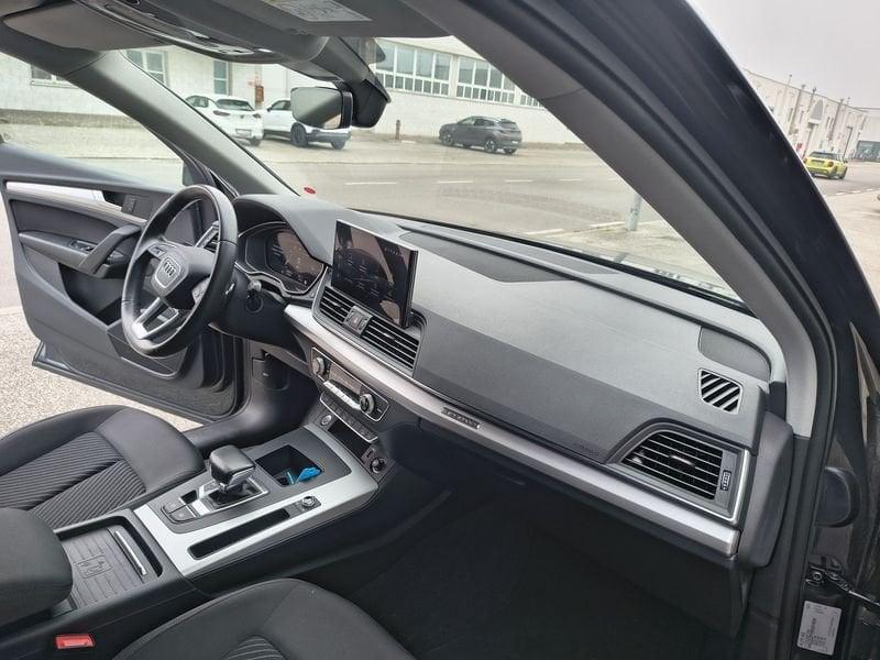 Audi Q5 Sportback 40 TDI Busin. Advanced quattro Hybrid 204 CV