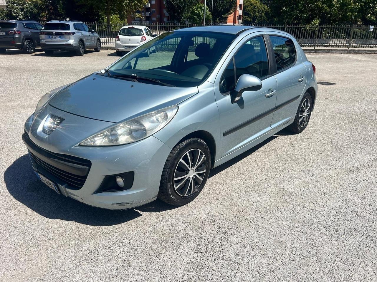 Peugeot 207 1.4 HDi 70CV 5p. XS