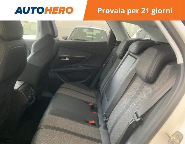 PEUGEOT 3008 BlueHDi 130 S&S Allure