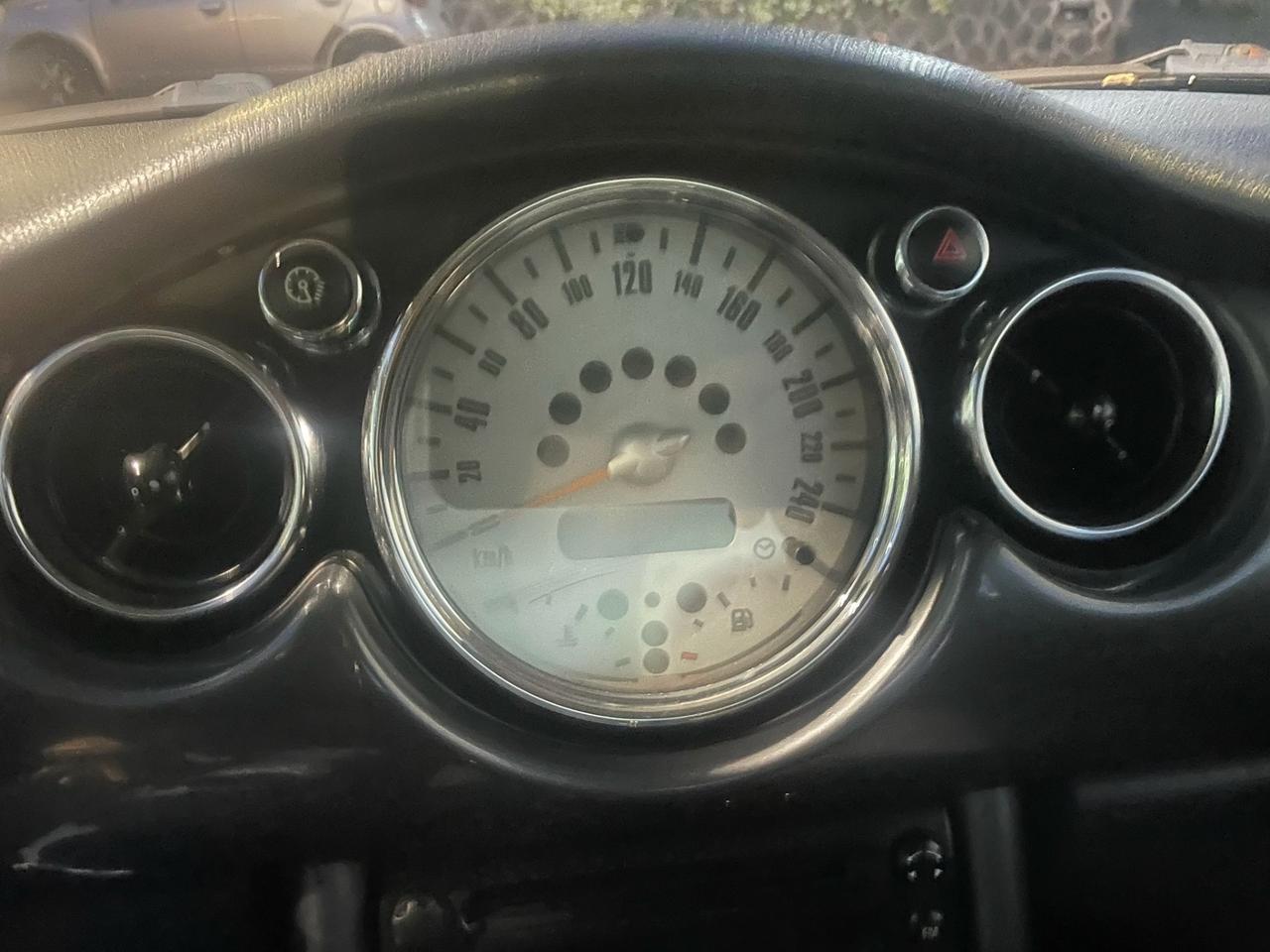 Mini 1.4 tdi One D de luxe