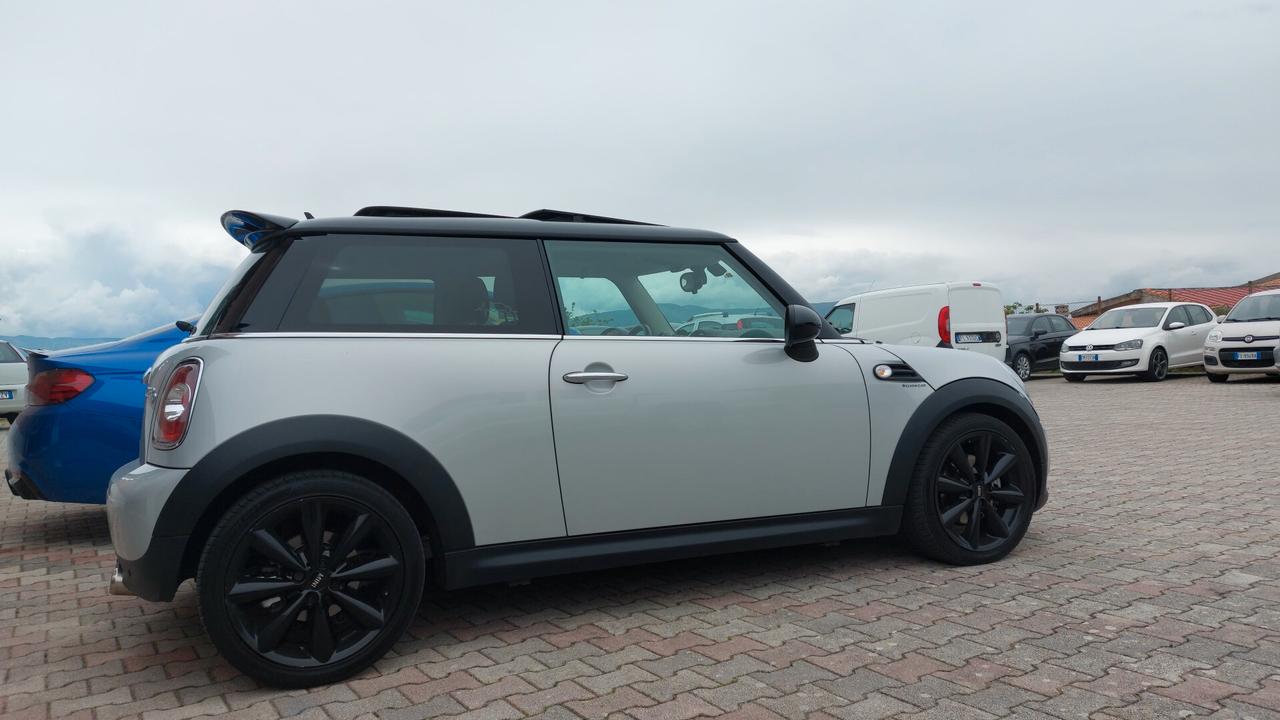 Mini Cooper SD 2.0 110cv - Automatica
