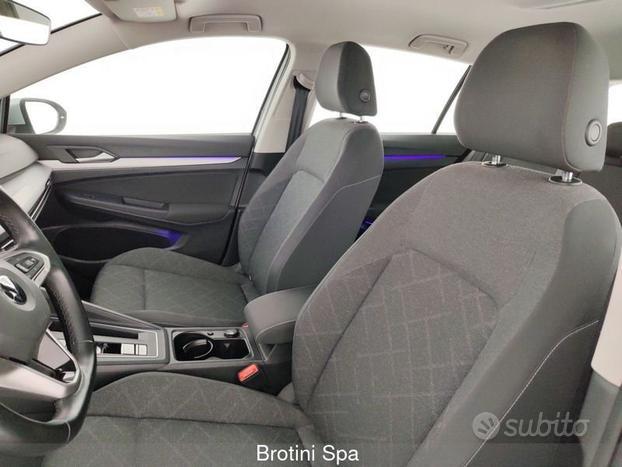 Volkswagen Golf 1.0 eTSI EVO DSG Life