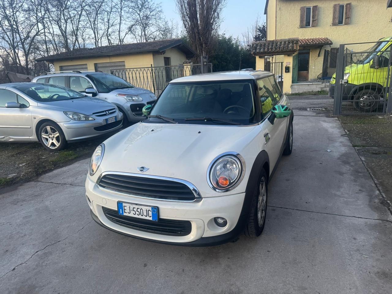 Mini 1.6 16V One (72kW)