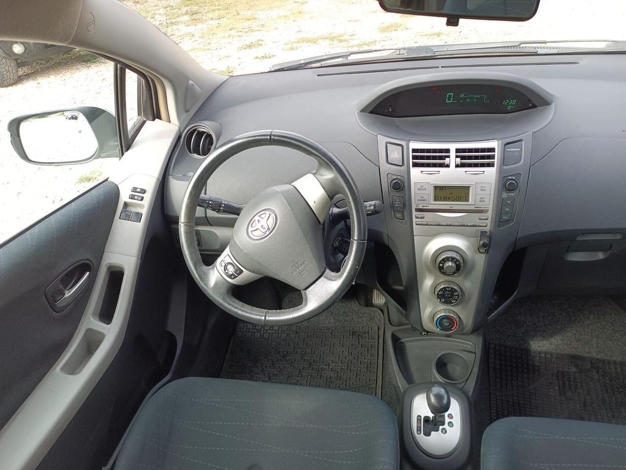 Toyota Yaris 1.0 3 porte