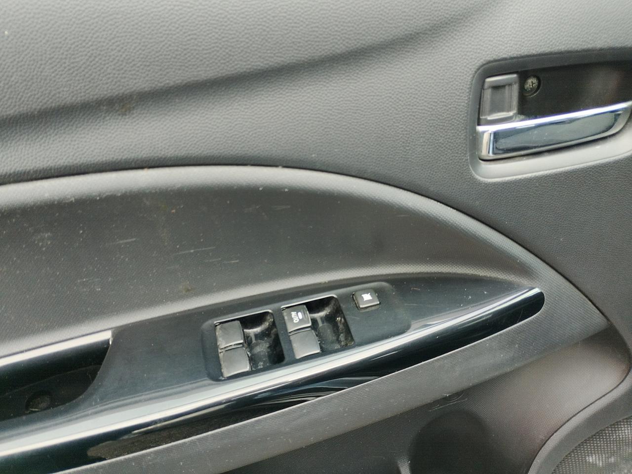 Mitsubishi Space Star 1.0 cleartec Intense navi my19