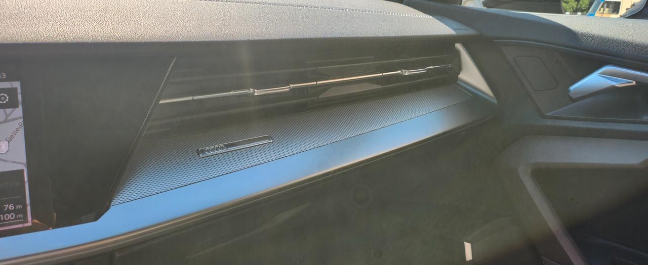 Audi A3 30 g-tron COLORE BLU - PELLE MATTONE