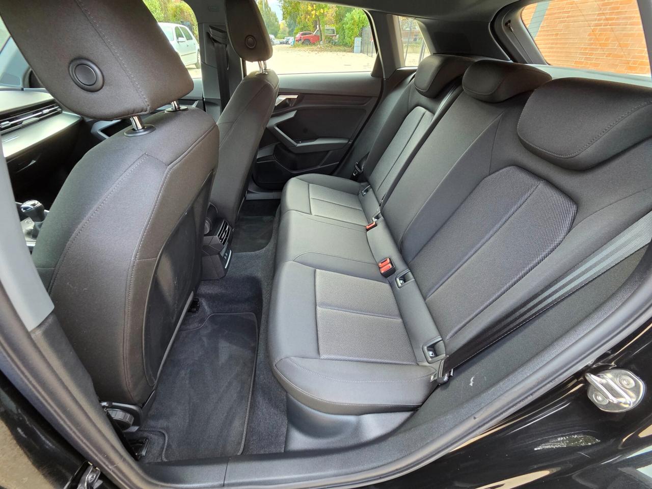 Audi A3 SPB 30 TDI Business Advanced