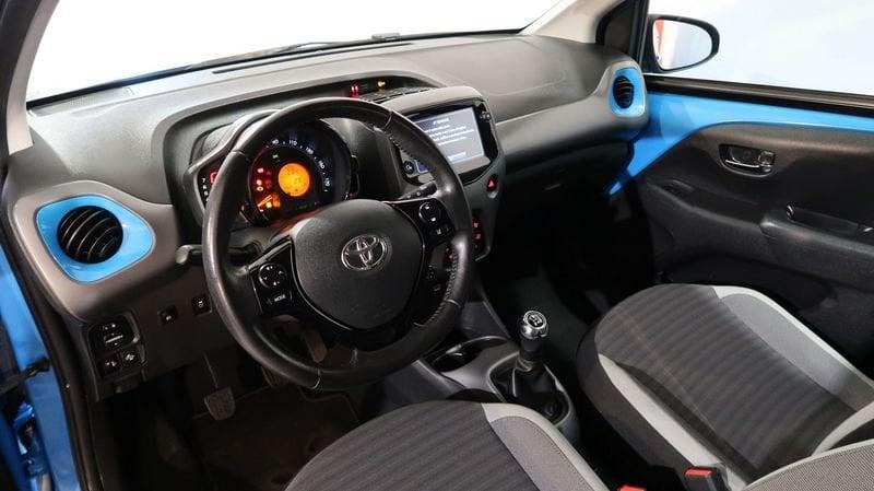 Toyota Aygo Aygo 5p 1.0 x-play 72cv