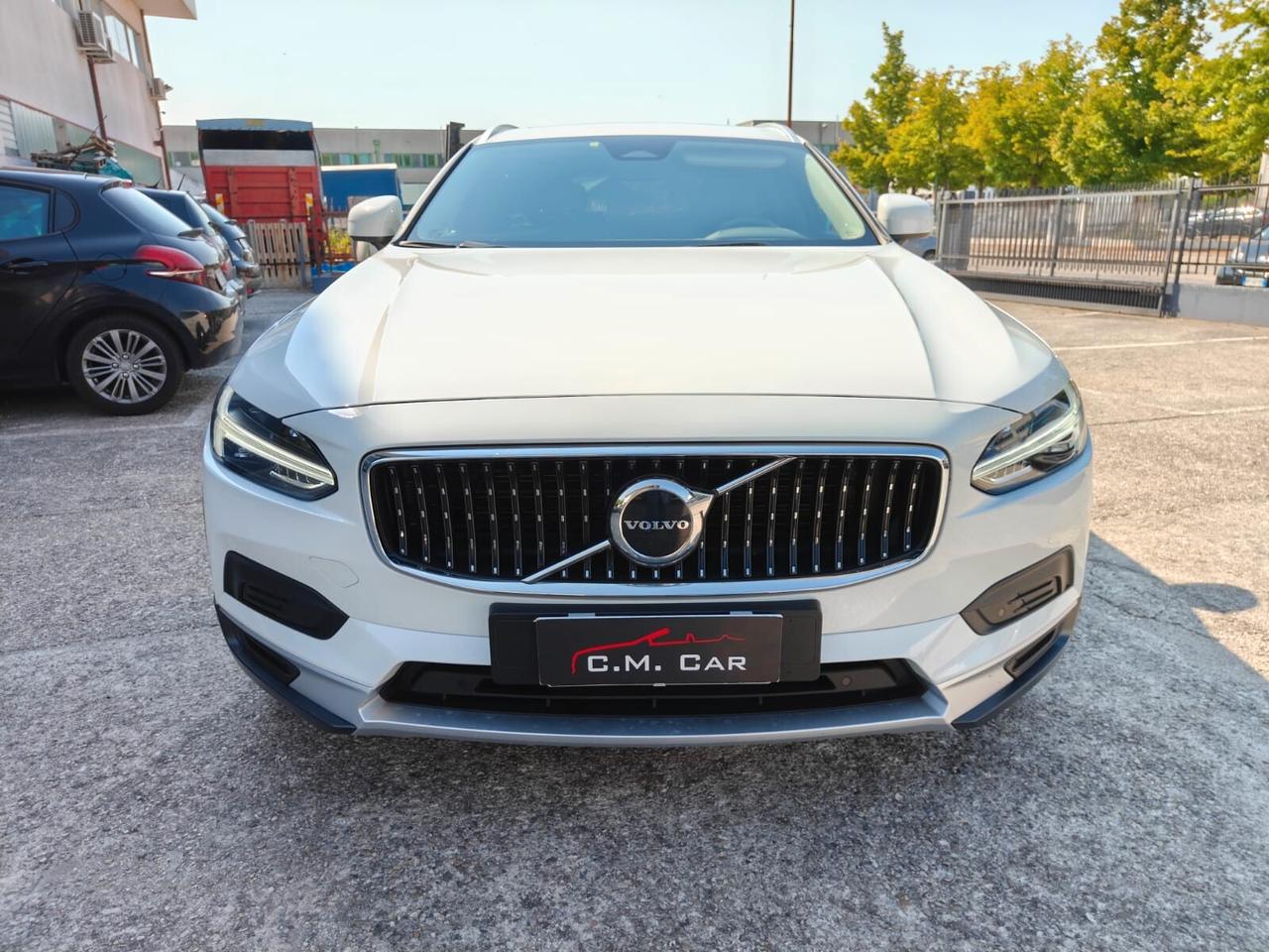 Volvo V90 Cross Country B4 (d) AWD automatico Business