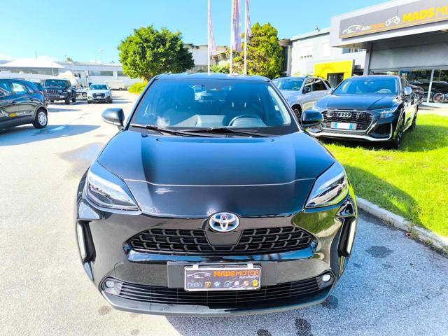 TOYOTA Yaris Cross 1.5 Hybrid 5p. E-CVT AWD-i Business