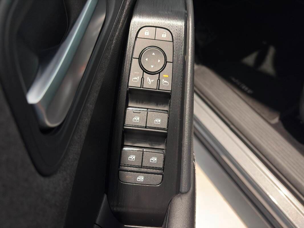 Nissan Qashqai 1.3 mhev Acenta 2wd 140cv