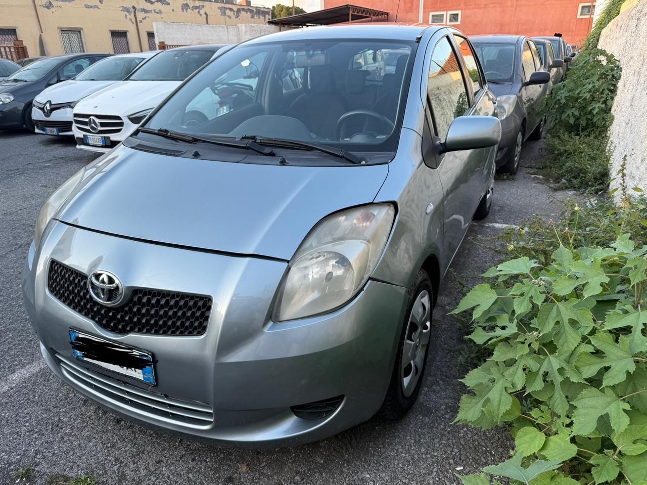 Toyota Yaris 1.0 benzina anno 2008 5 porte