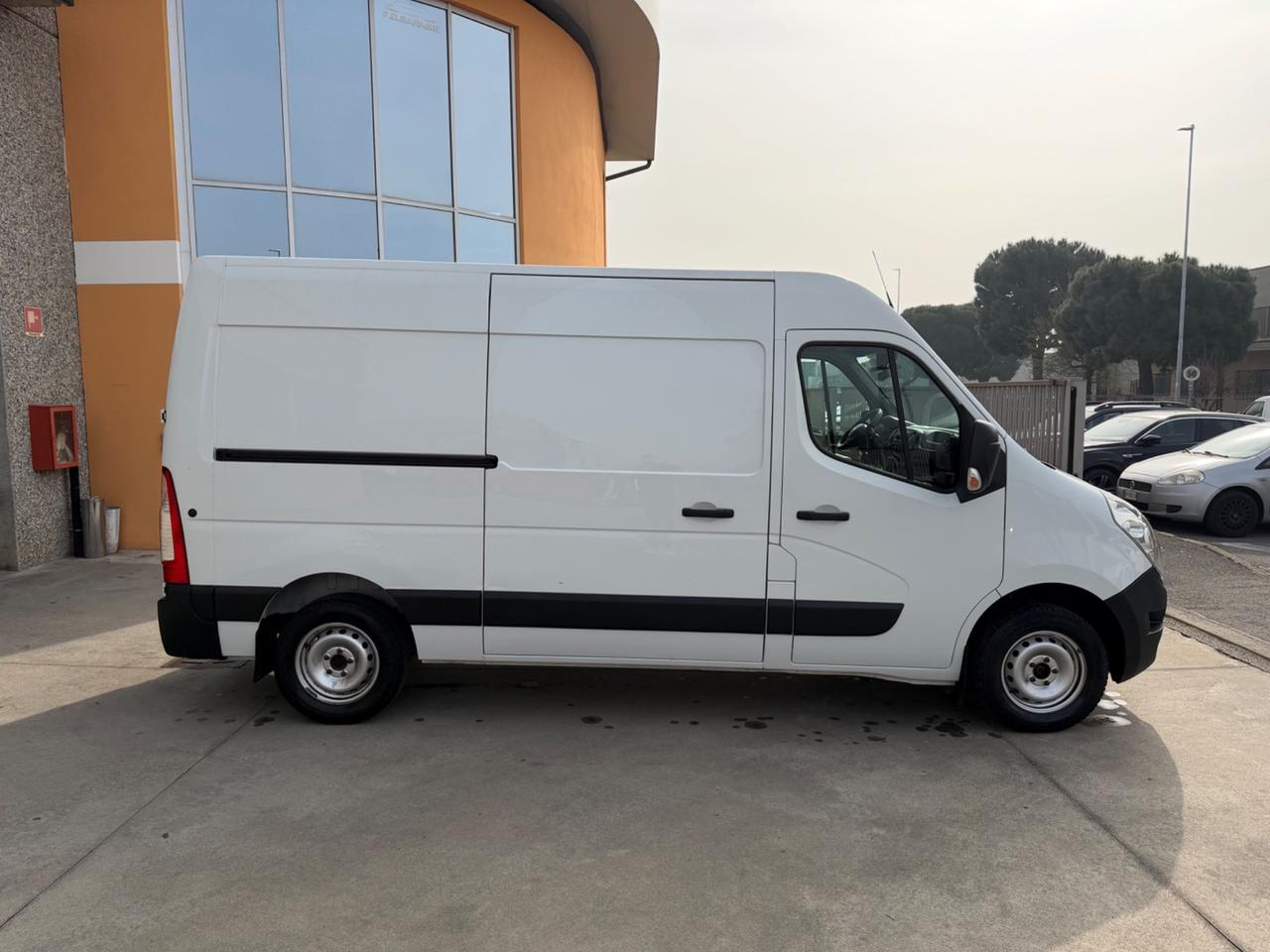 Renault Master T35 2.3 dCi/125 PL-TM Furgone