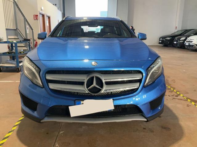 MERCEDES-BENZ GLA 220 CDI Automatic Premium