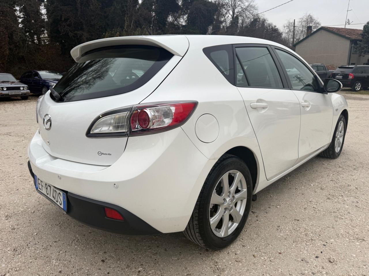 Mazda 3 1.6 MZ-CD 109 CV 5p. Advanced Unico Top