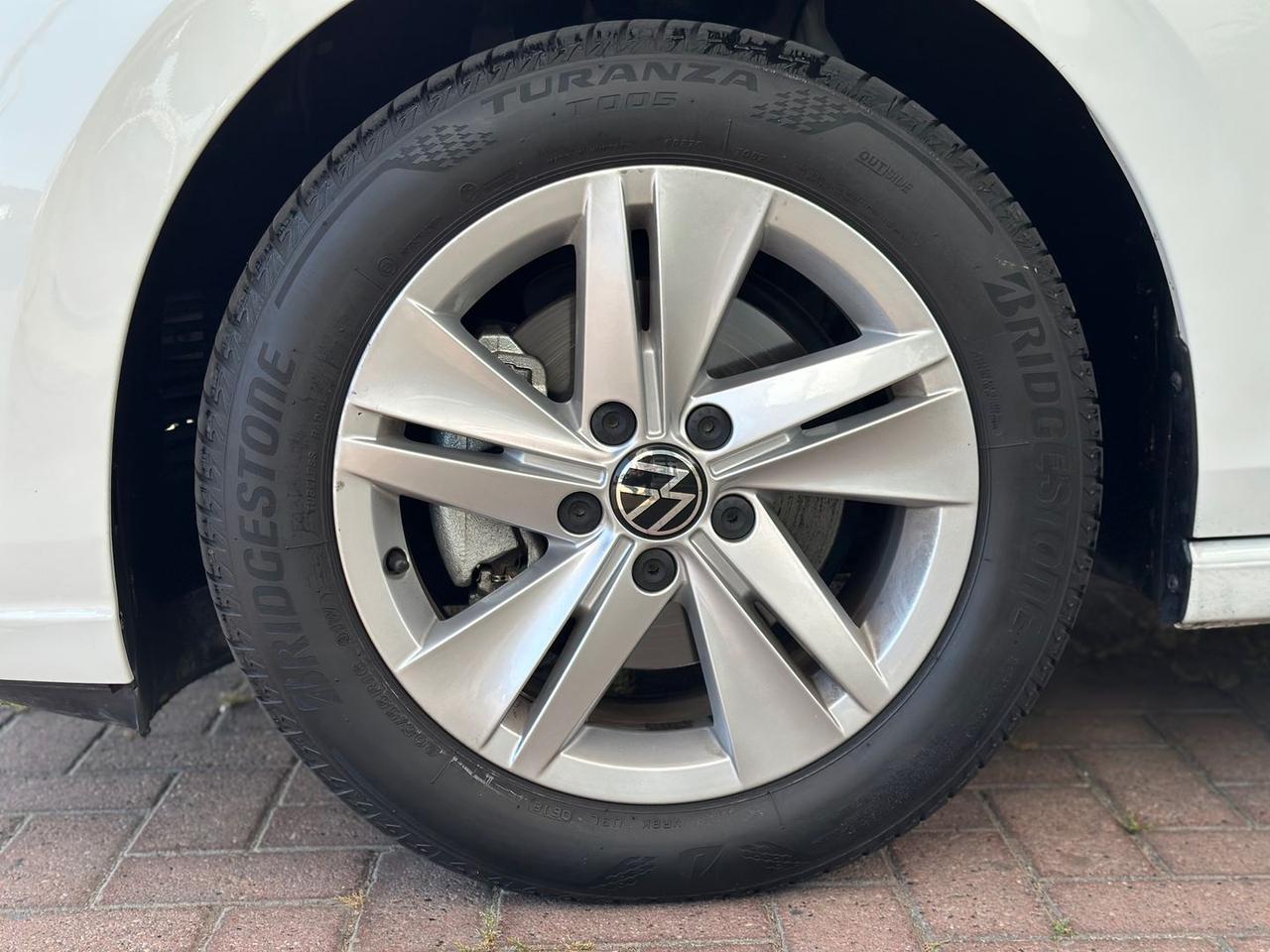 Volkswagen Golf style 2.0 TDI DSG 7 #5765