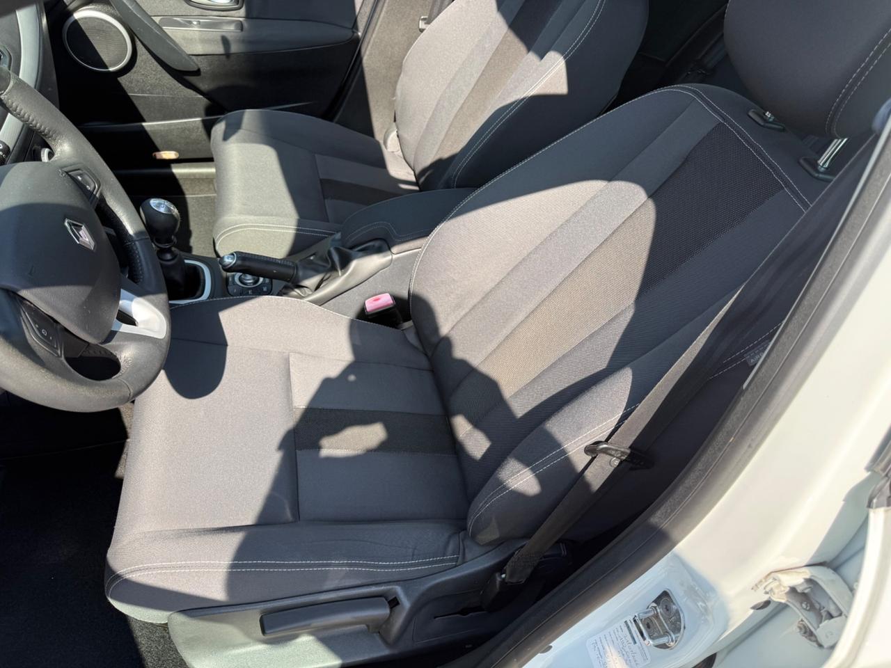 Renault Megane Sw 1.5 dCi 110CV Tetto Apribile Navigatore