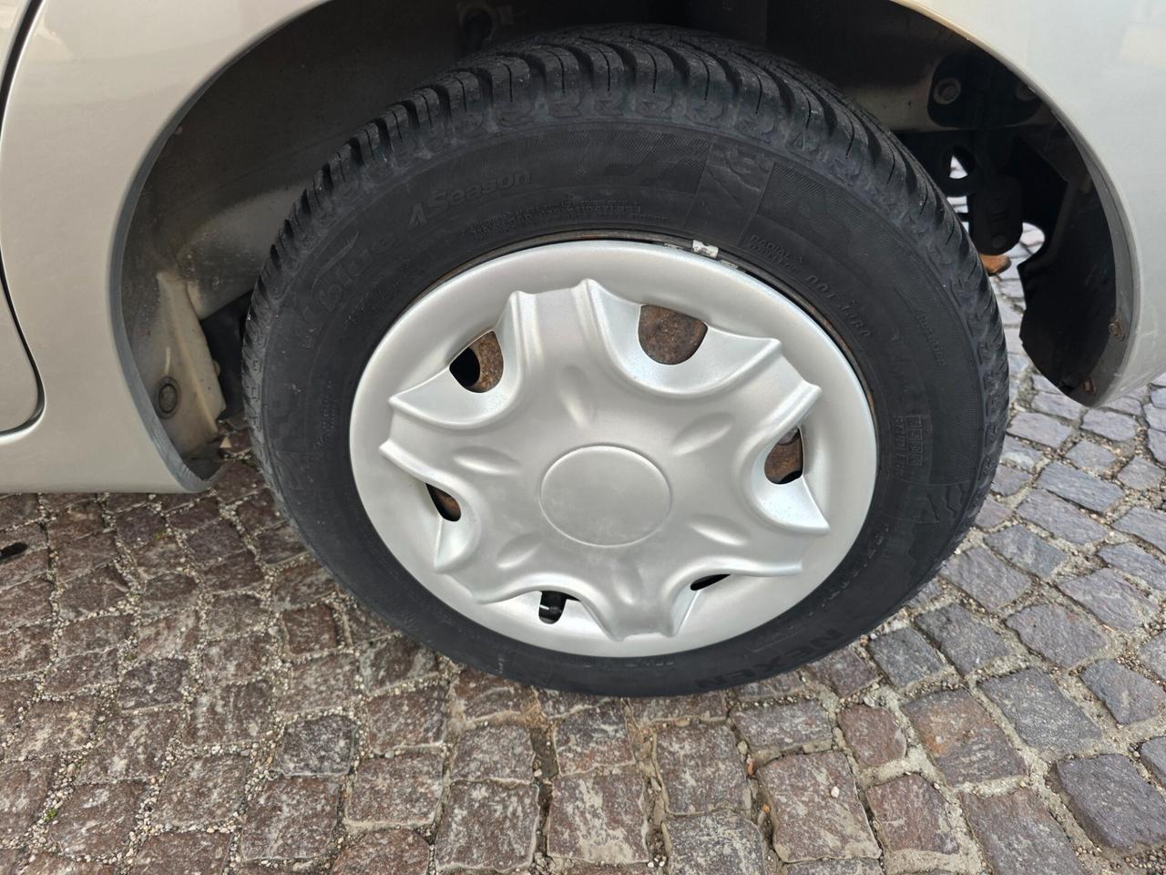 Daewoo Kalos Se Plus con 95.000km Neopatentati ok