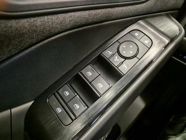 NISSAN Qashqai MHEV 140 CV N1 Autocarro