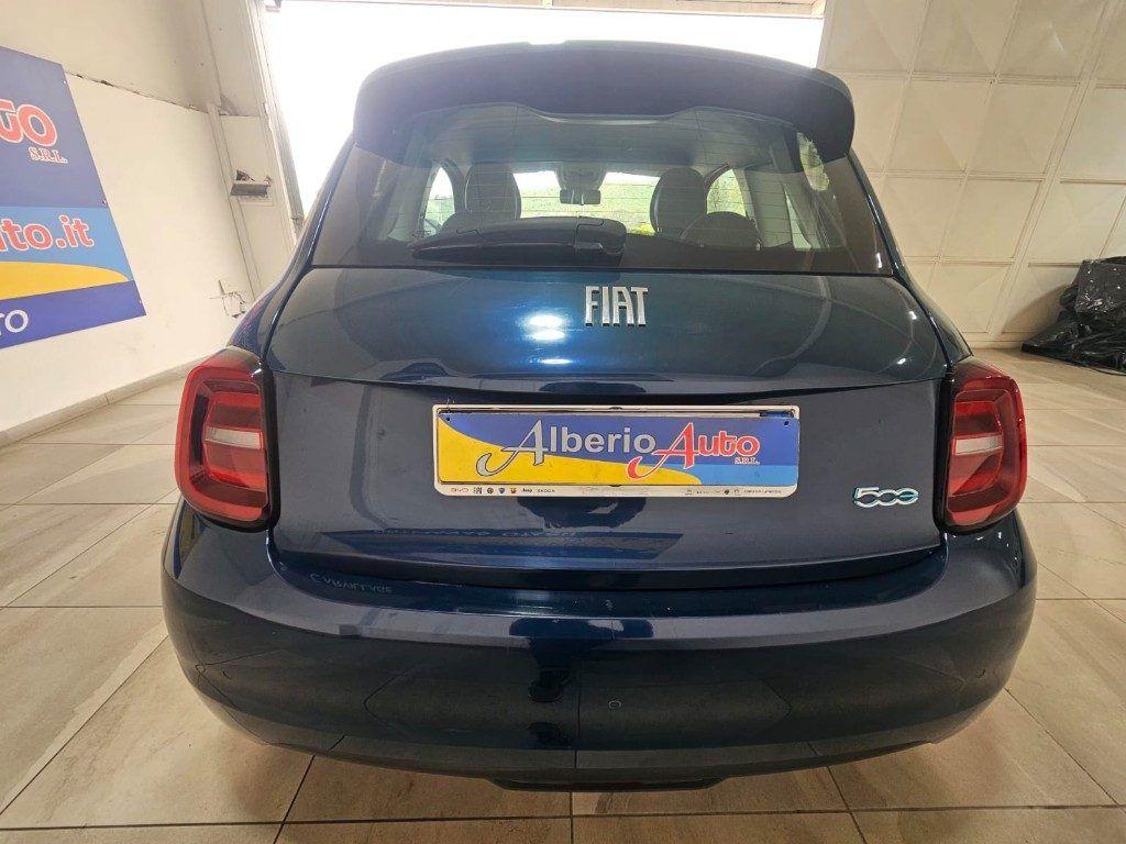 Fiat 500e Berlina 42 kWh Icon