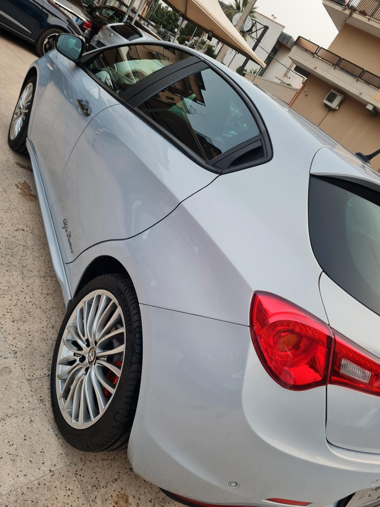 Alfa Romeo Giulietta - 1.6 JTD Sprint SEDILI SPORTIVI 18"ALLU