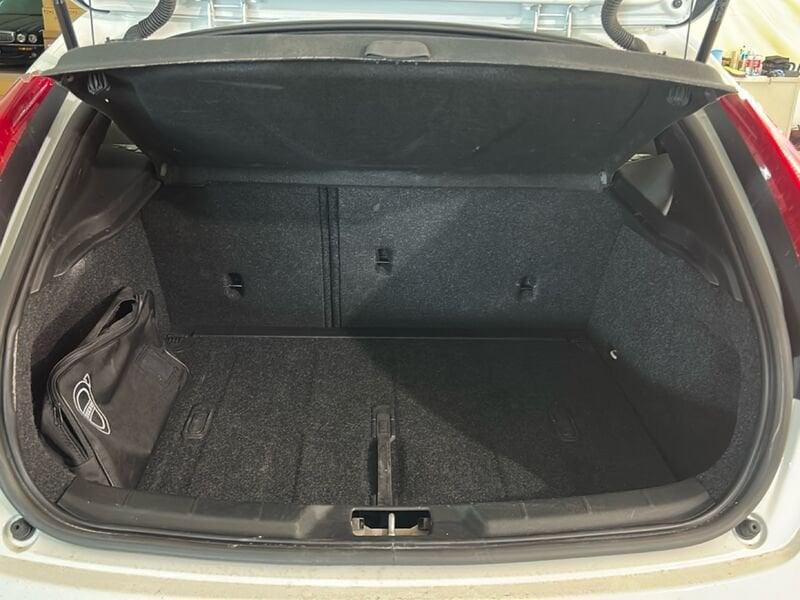 Volvo V40 D2 Momentum