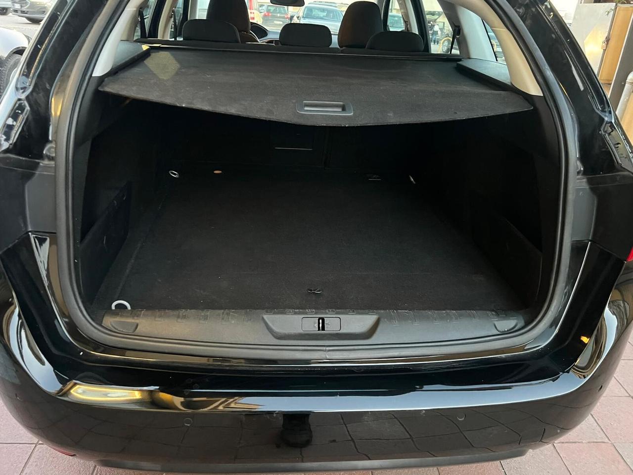 Peugeot 308 BlueHDi 150 S&S EAT6 SW Business