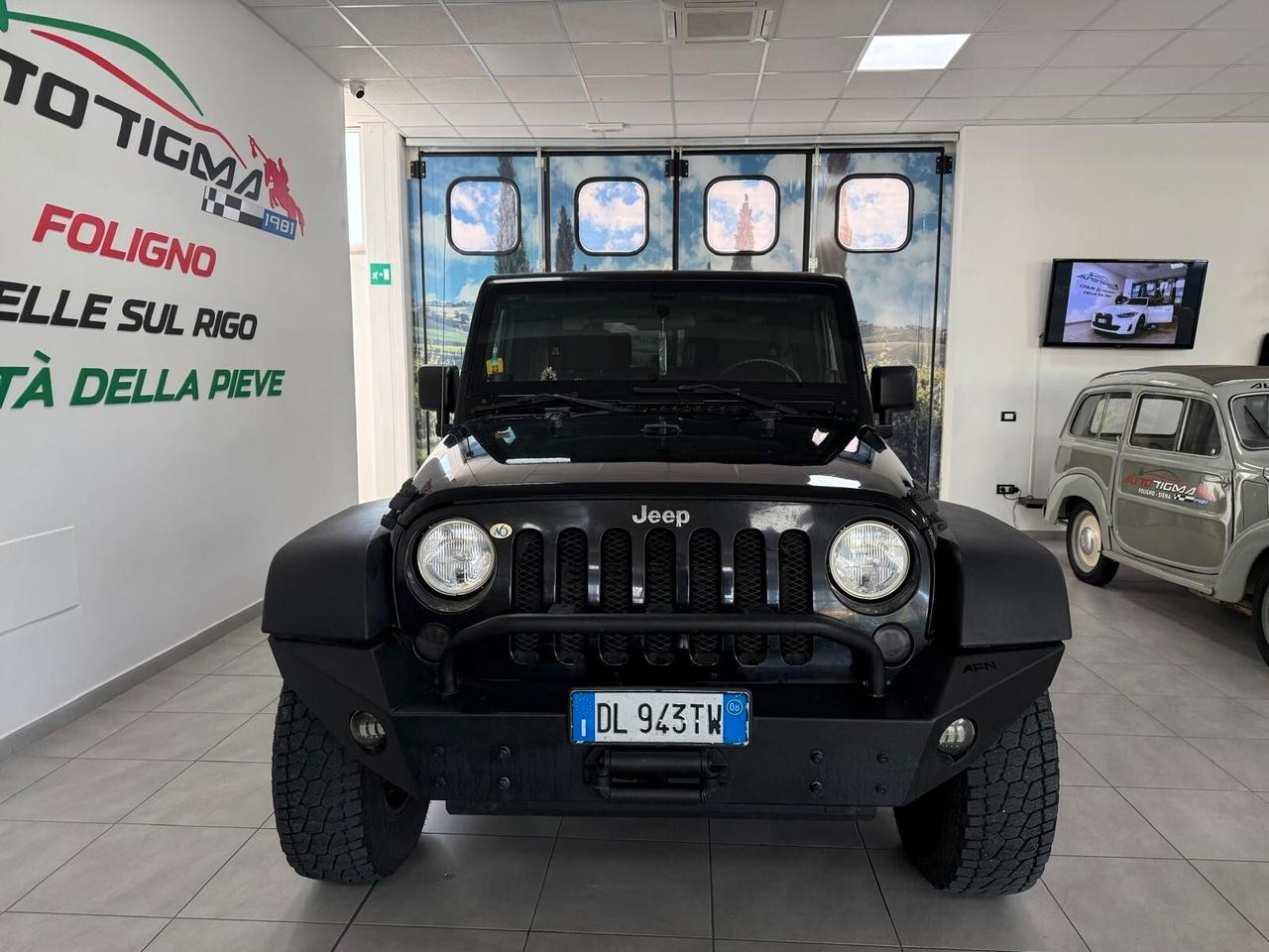 Jeep Wrangler Unlimited 2.8 CRD Sport Auto